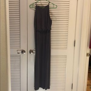 Long, sleeveless dress